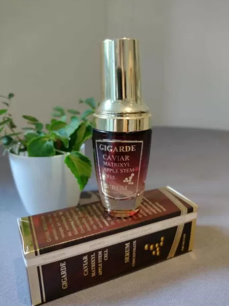 Caviar Matrixyl Serum, Gesichtsserum mit Caviar-Extrakt, Matrixyl-Pentapeptiden & Apfelstammzellen, 30 ml